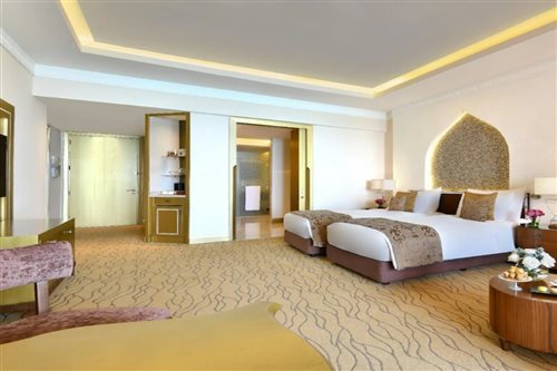 Deluxe, Double or Twin Bed, Pearl View