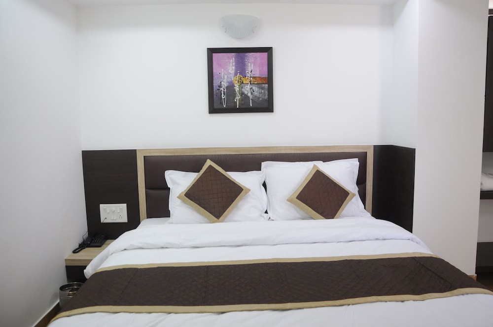 Hotel Radhika Jaisalmer 23/48