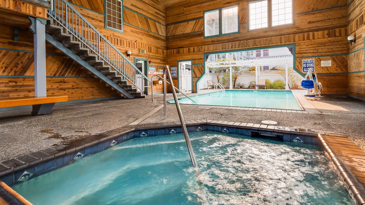 Best Western Plus Bayshore Inn 3/17