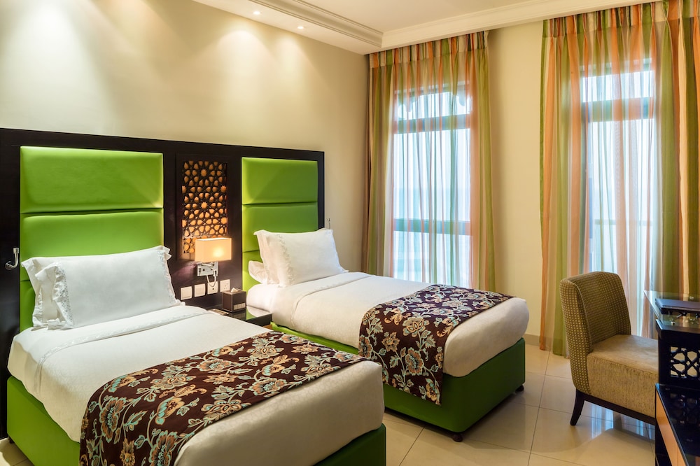 Bahi Ajman Palace Hotel 29/73