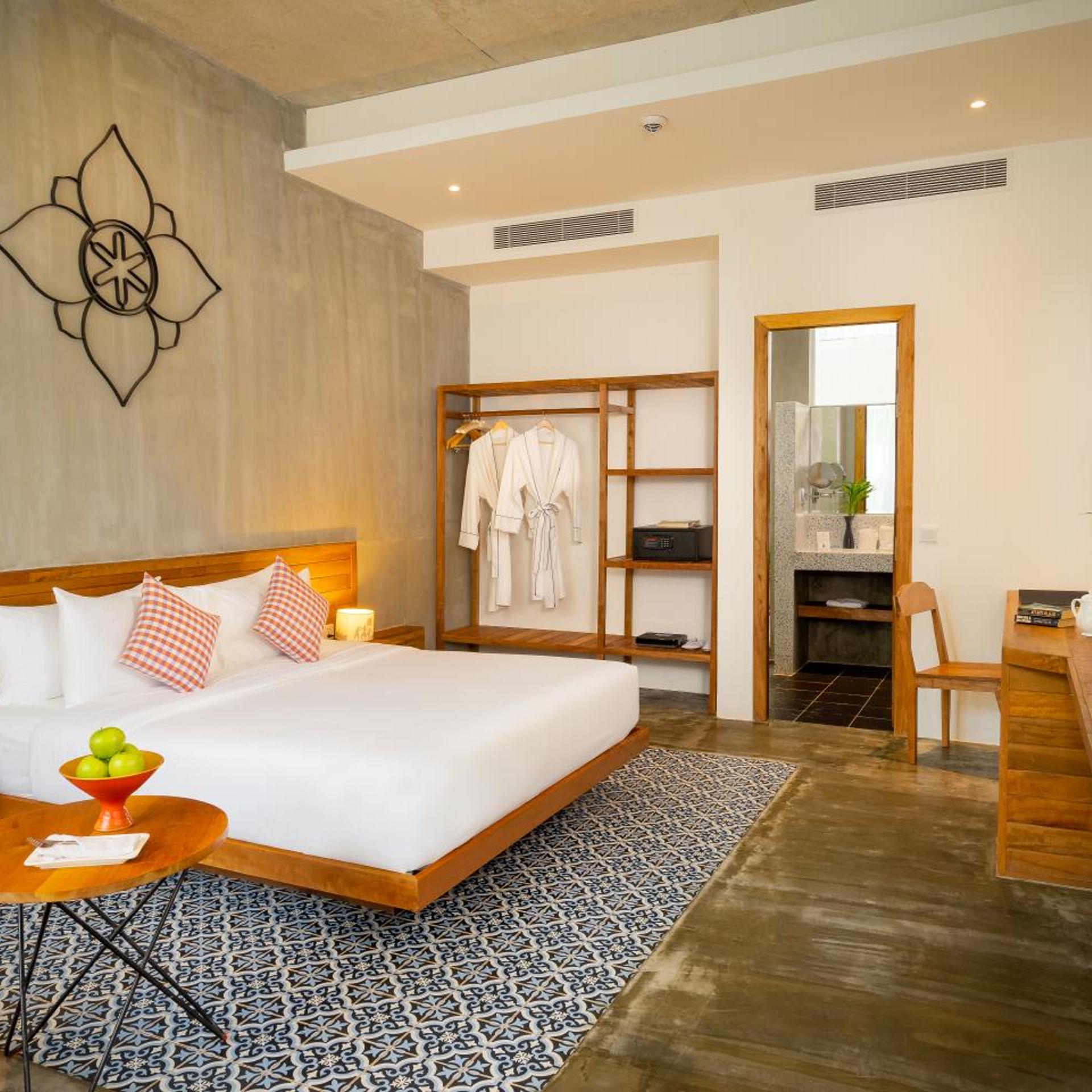 Premier, Double Bed, Pool Access