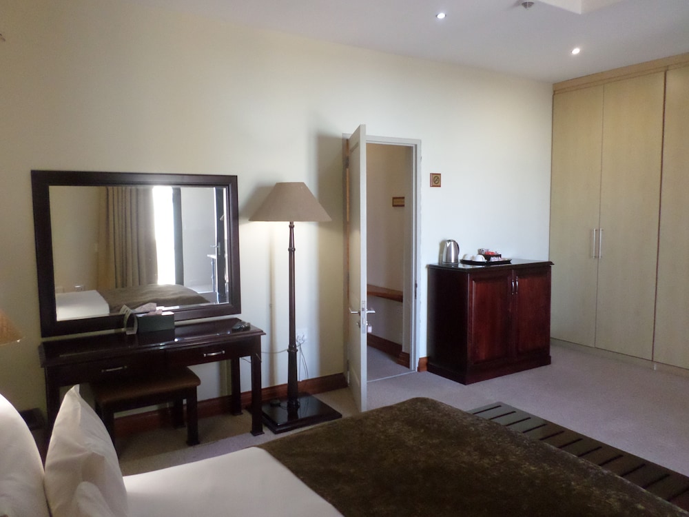 The Links Corporate Guest House 11/50