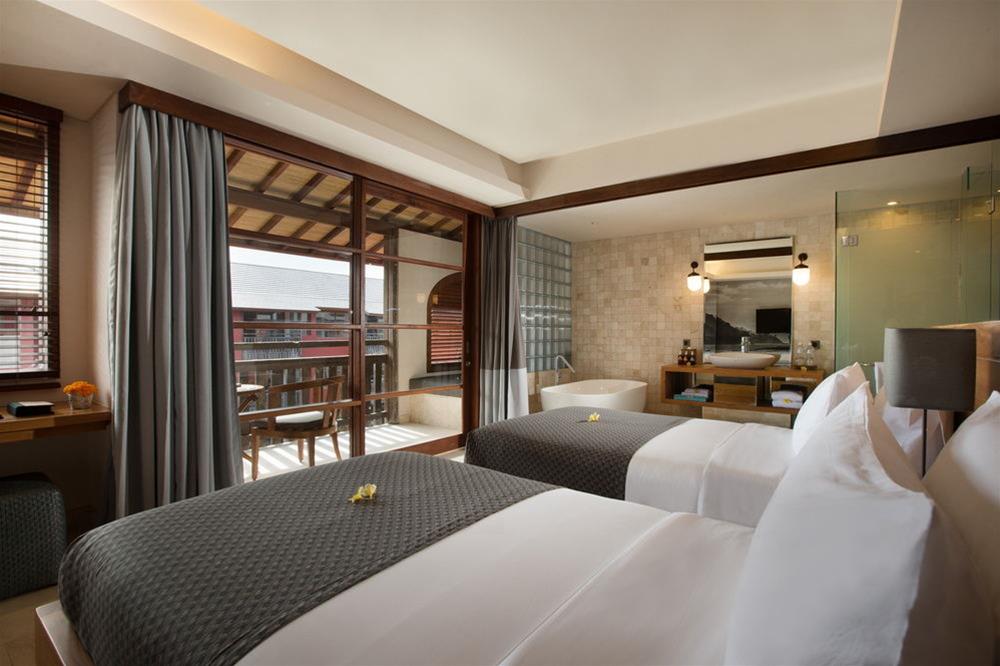 Amnaya Resort Kuta 12/61