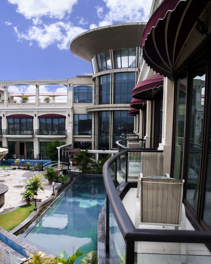 WELCOMHOTEL BELLA VISTA, PANCHKULA - CHANDIGARH 41/50