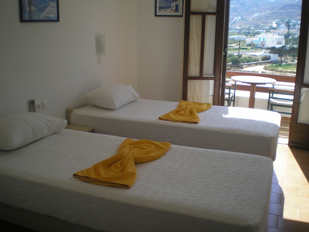 Golden Sun Hotel 17/56