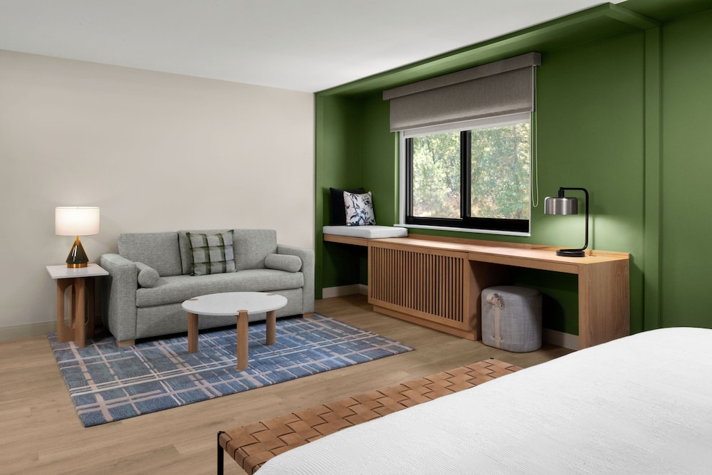 The Inelle, Oakhurst Yosemite, a Tribute Portfolio Hotel 13/46