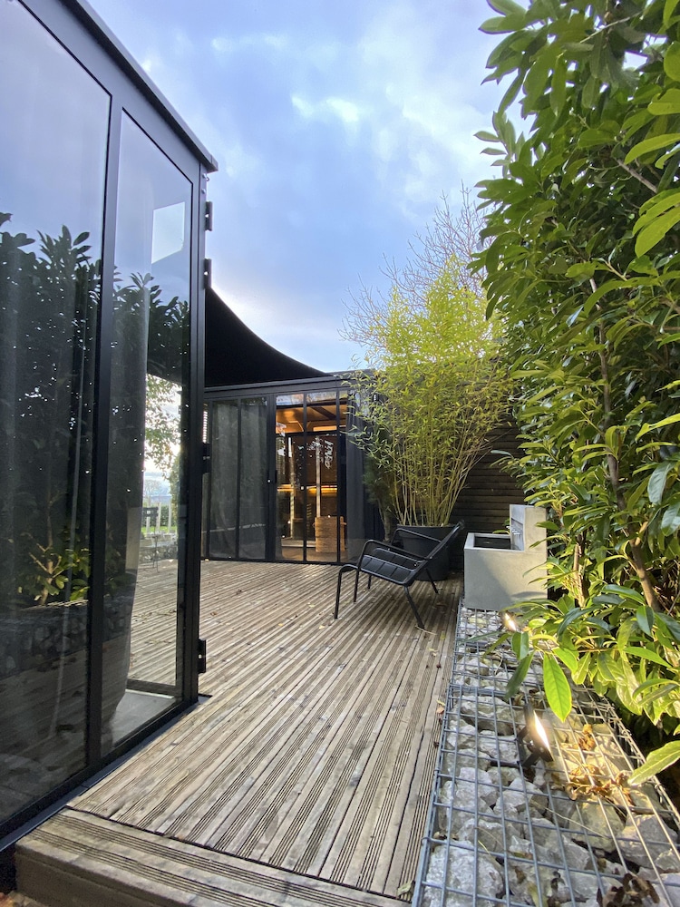 LE DOMAINE DES PRES VERTS SPA 43/50