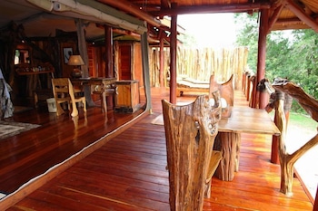 ROYAL MARA SAFARI LODGE 8/33