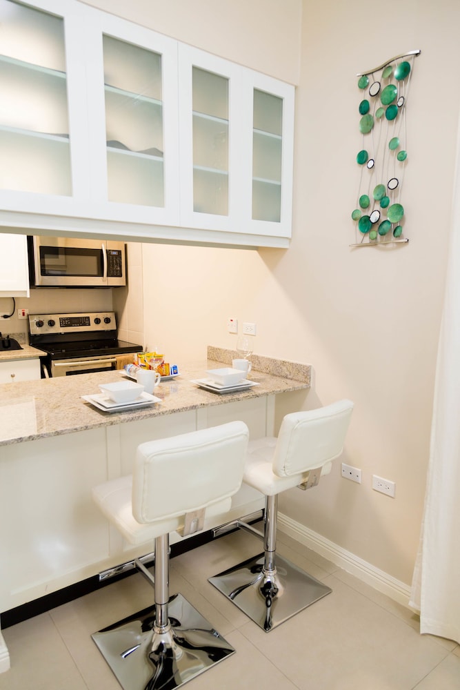 Kingsway New Kingston Guest Apartment Ii 36/45