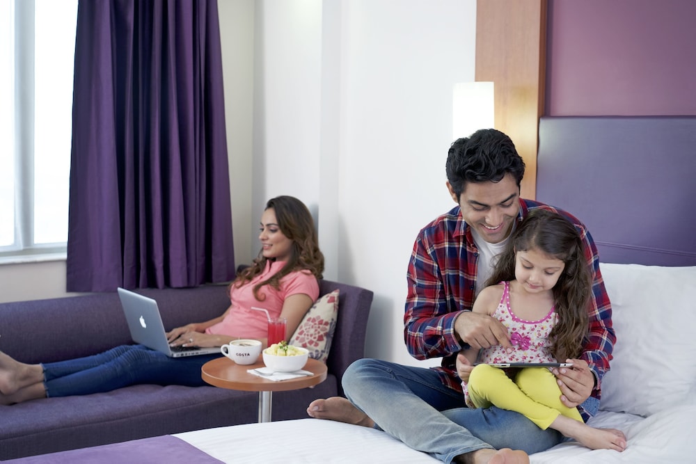 CASPIA HOTEL NEW DELHI SHALIMAR BAGH 41/67