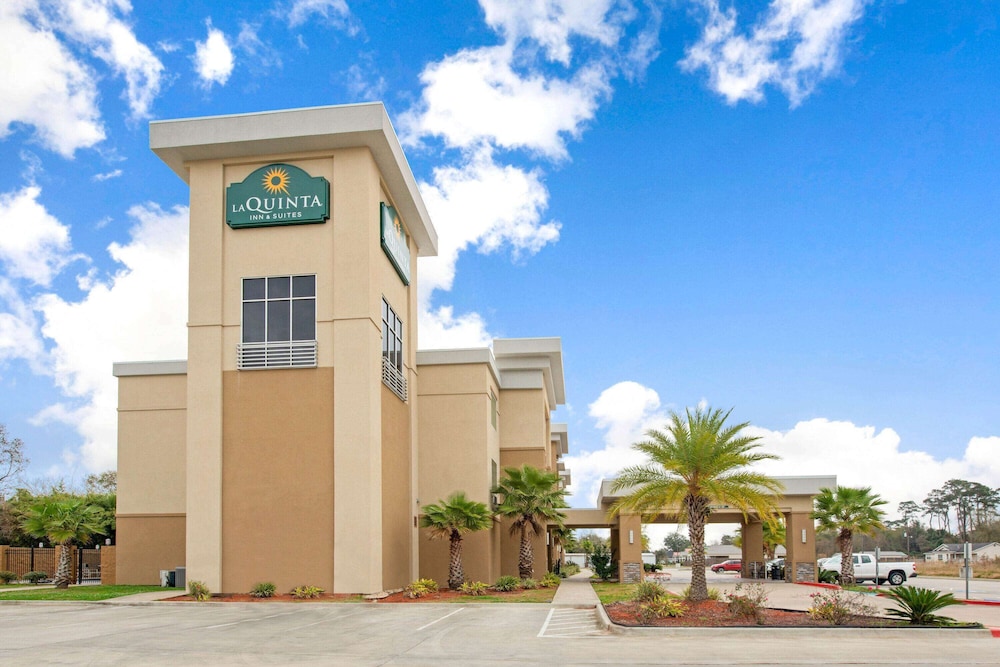 La Quinta Inn And Suites By Wyndham Lake Charles - Westlake 1/45