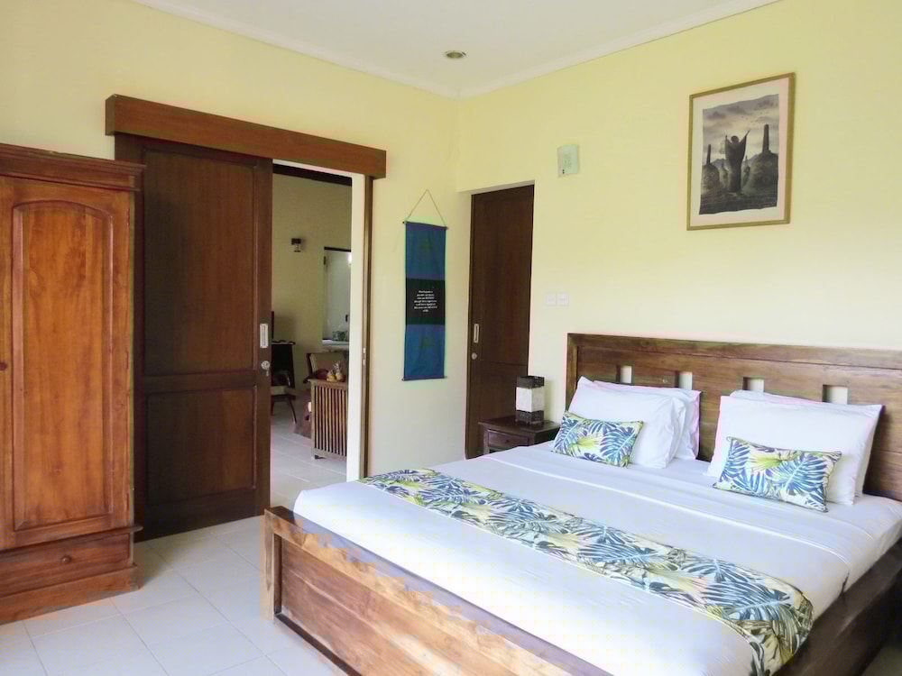Medewi Bay Retreat 23/68
