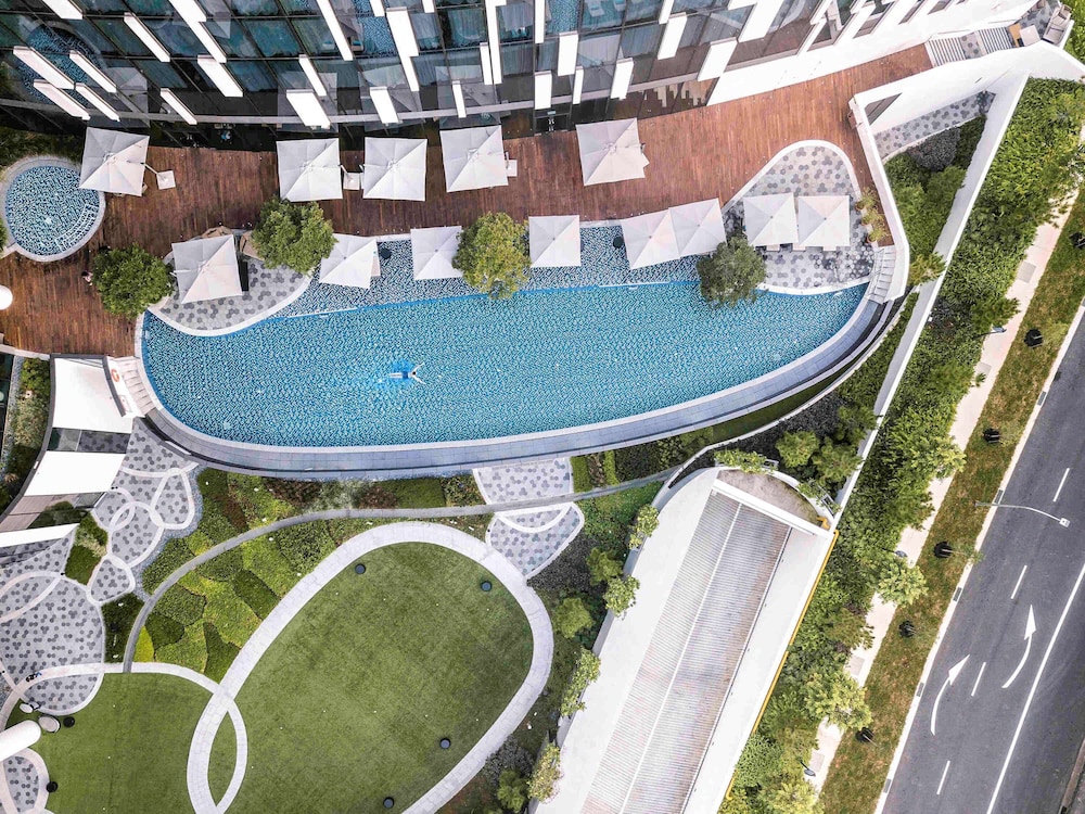 Mercure Singapore On Stevens 45/50