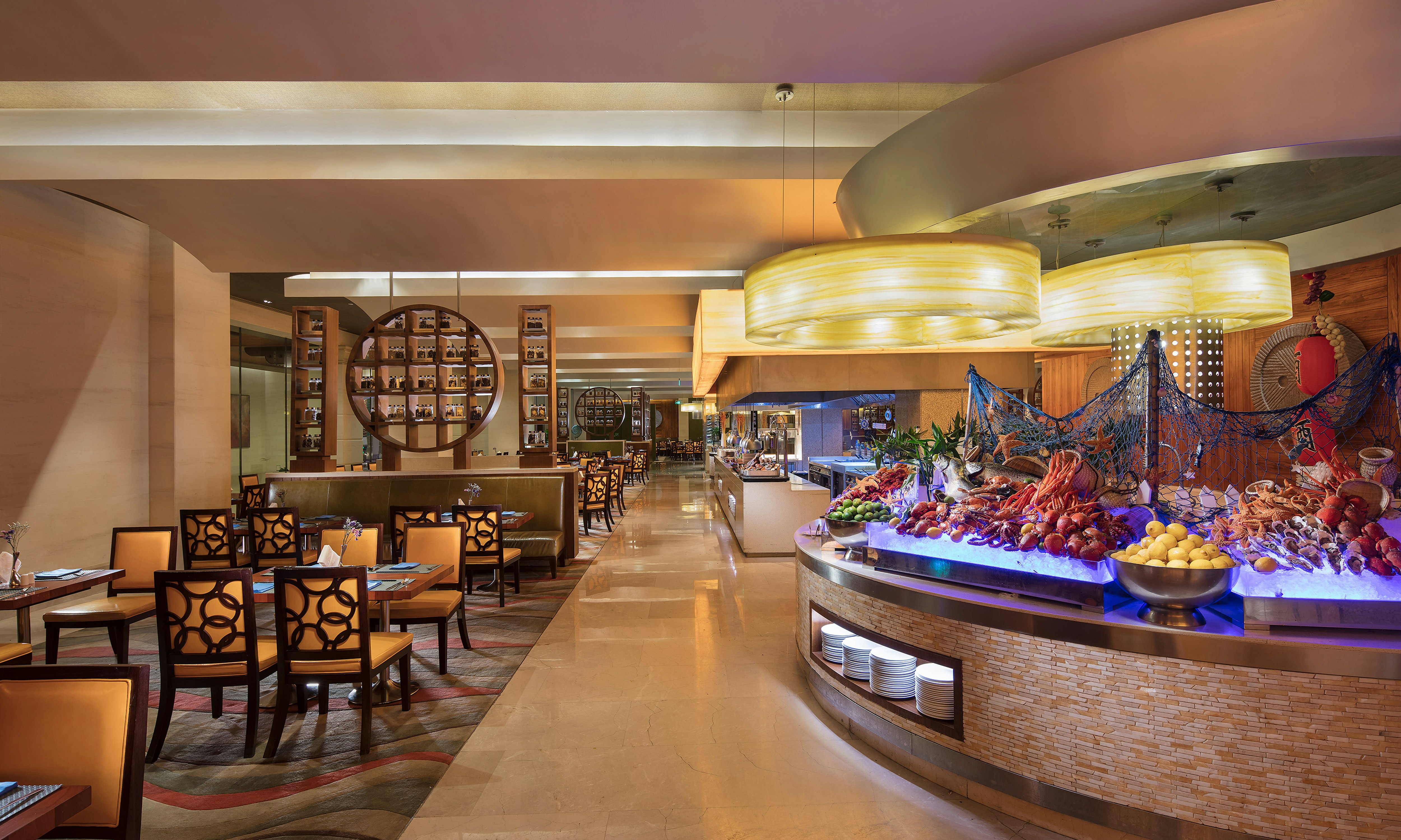 Hilton Qingdao Golden Beach 50/58