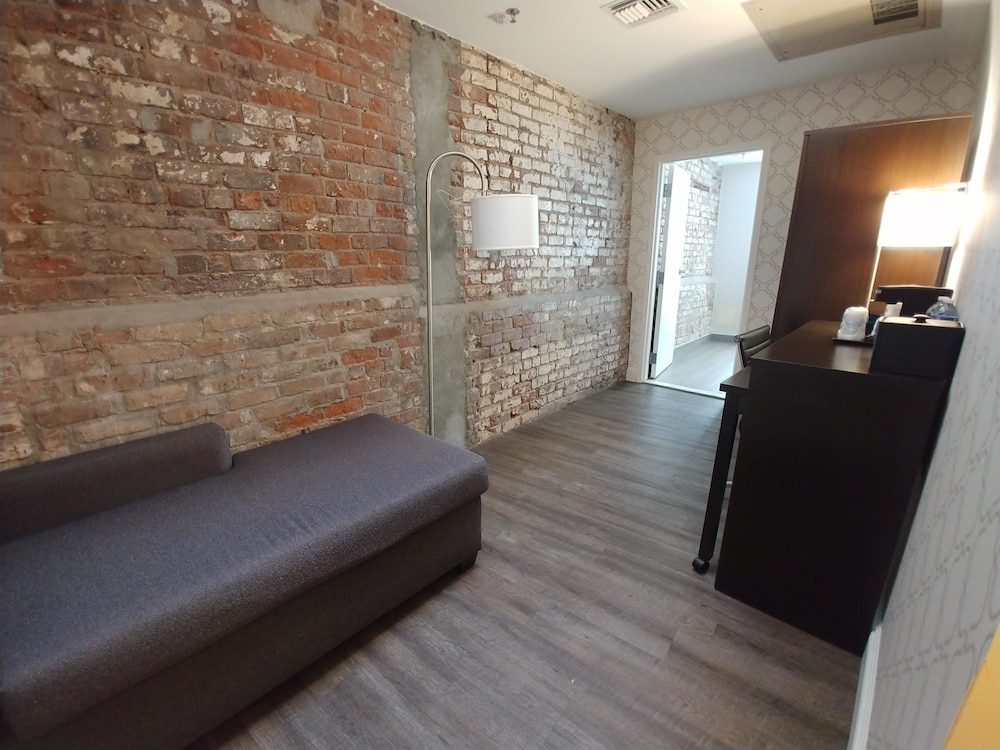 Best Western Plus St. Christopher Hotel 30/49