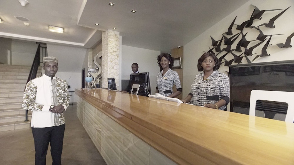 Lobby at Oak Plaza East Airport Hotel, ACCRA