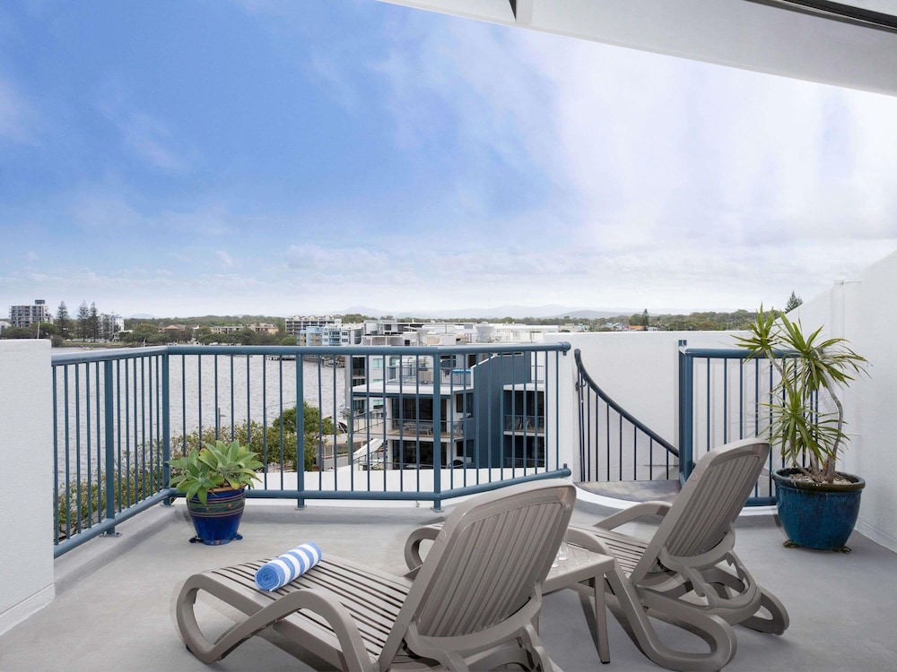 Breakfree Grand Pacific Caloundra 29/66