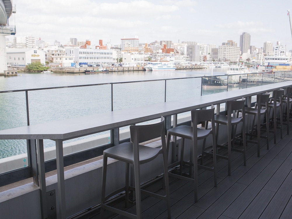 Hotel Anteroom Naha 40/50