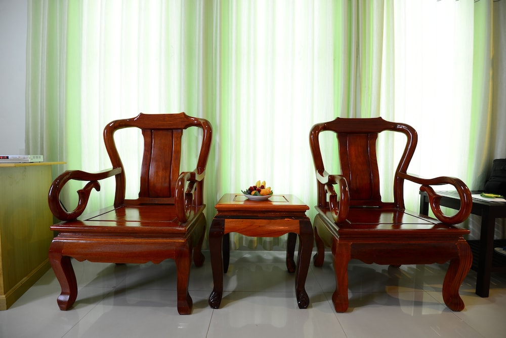 Douangpraseuth Hotel 50/67