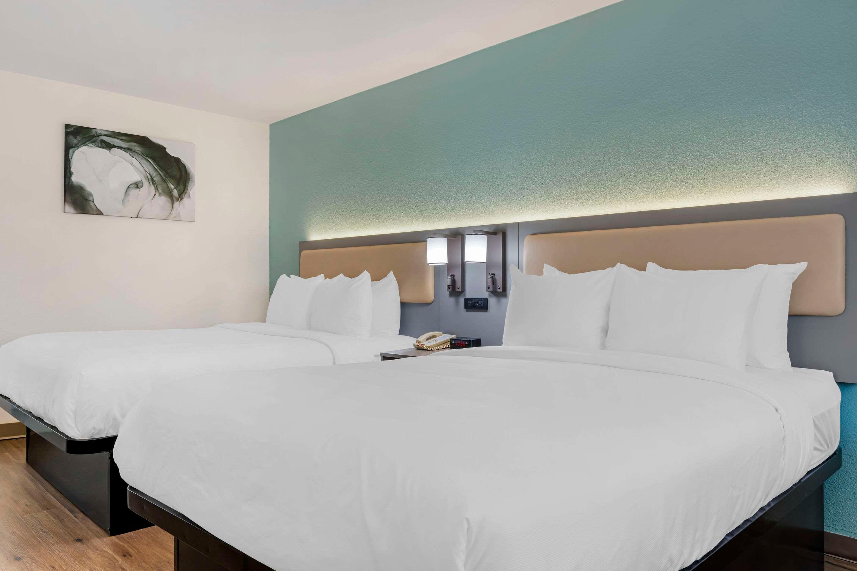 ROOM, 2 QUEEN BEDS