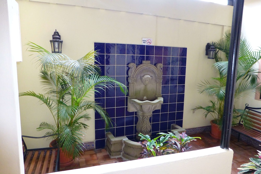Hotel Casa Santo Tomas 4/58