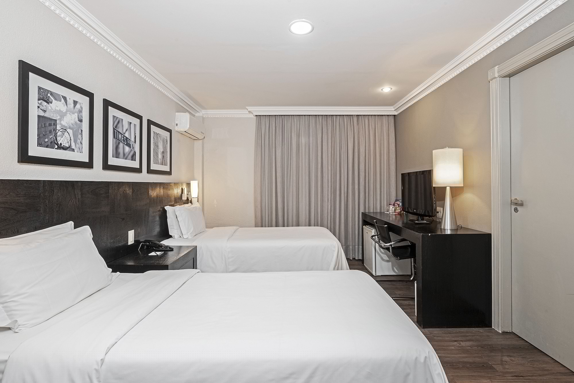 SUPERIOR, TWIN BEDS