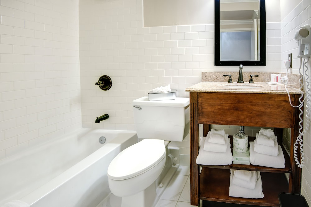 Ramada By Wyndham Metairie New Orleans Airport 18/31
