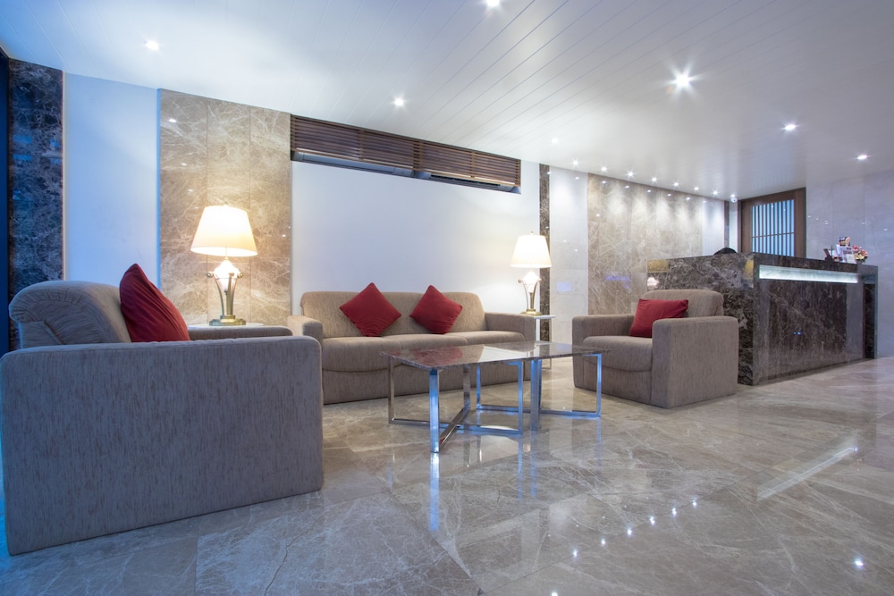 Thomson Hotel Huamark 33/50