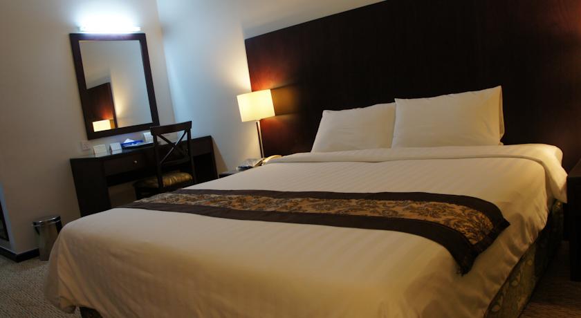 Boonmax Hotel L.L.C 26/51