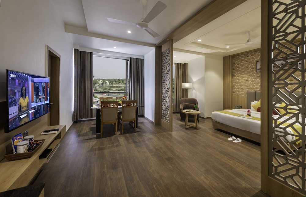 Lords Inn Somnath 34/60