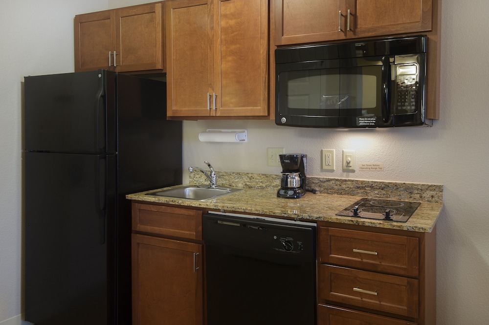 Candlewood Suites Fort Worth West 42/58