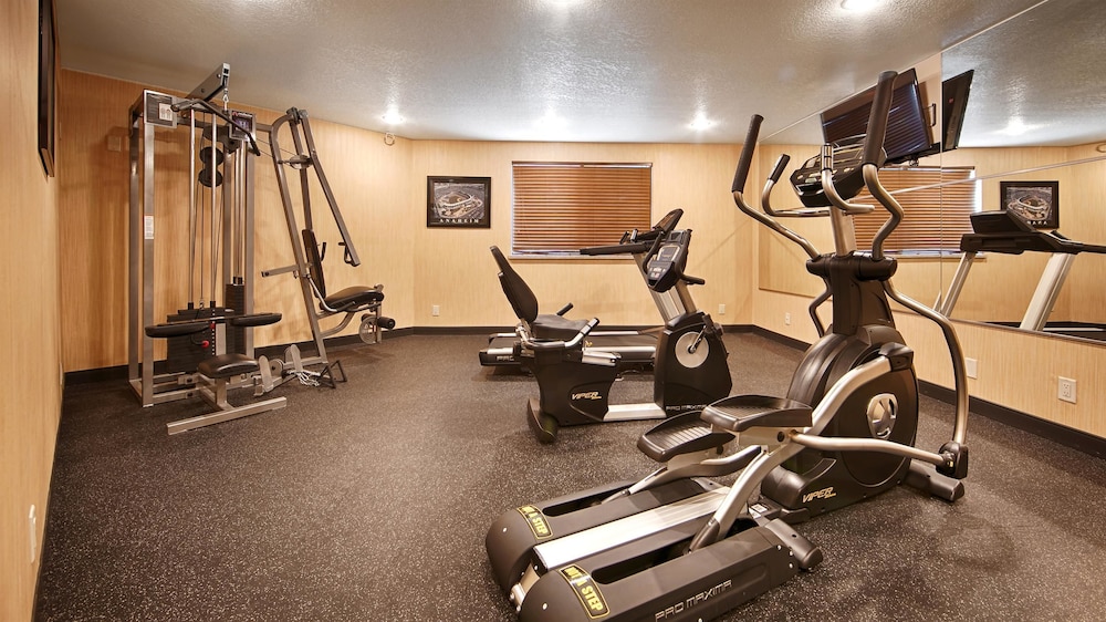 Best Western San Dimas Hotel & Suites 16/40