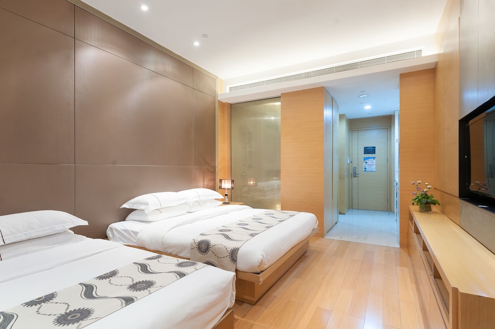Yicheng Apartment Poly World Center 21/59
