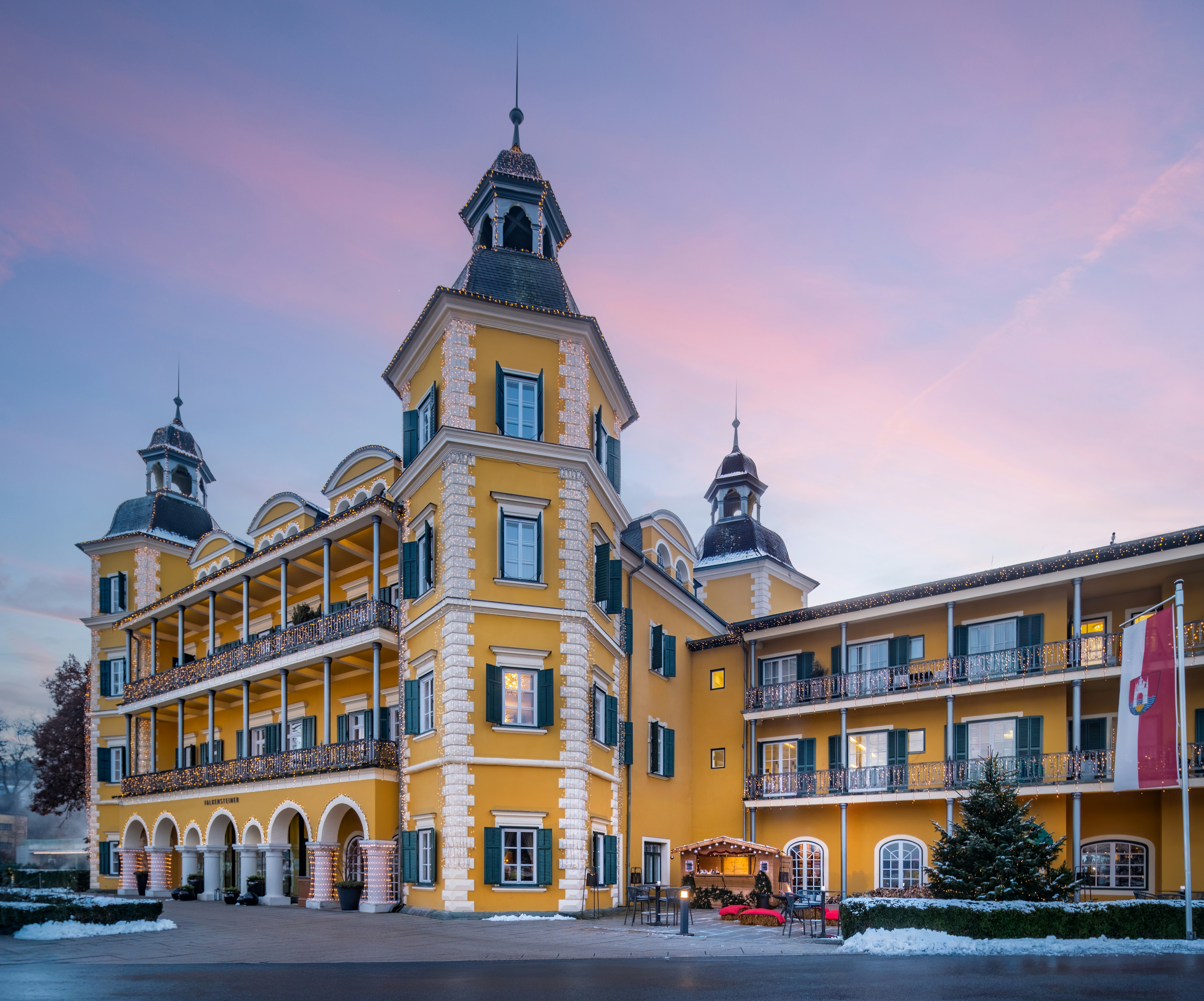 FALKENSTEINER SCHLOSSHOTEL VELDEN 3/83