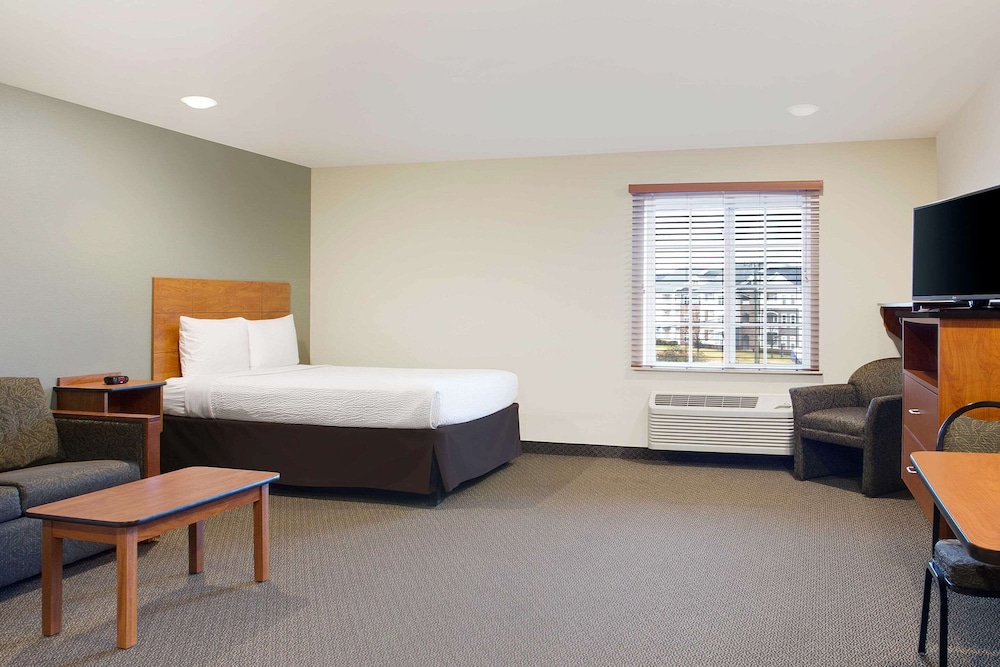 WoodSpring Suites Virginia Beach 14/27
