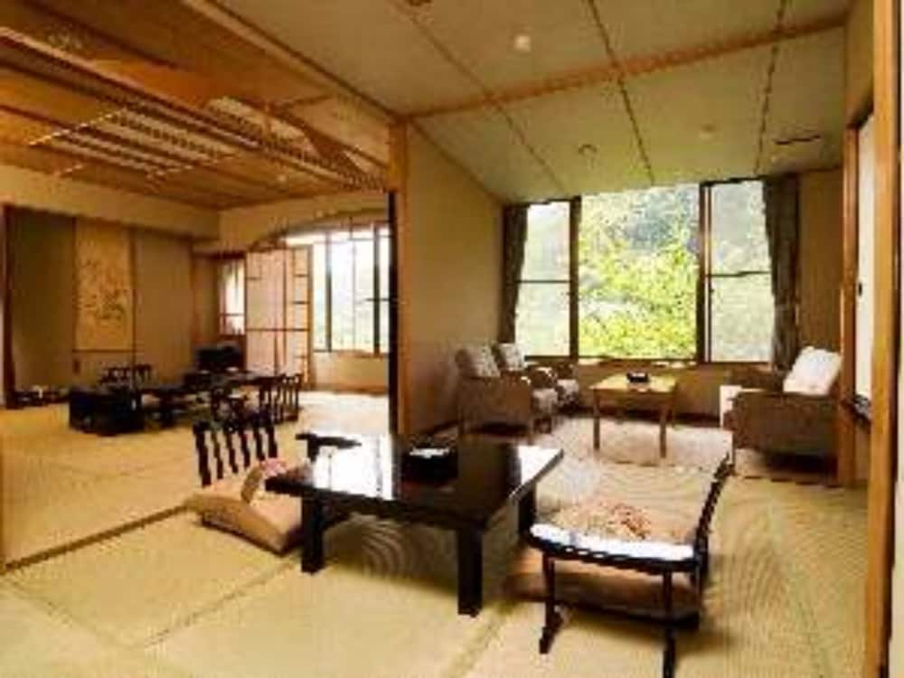 Hotel Kawachiya 92/100