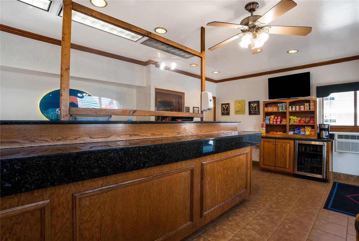 Suburban Studios Biloxi North Area 7/45
