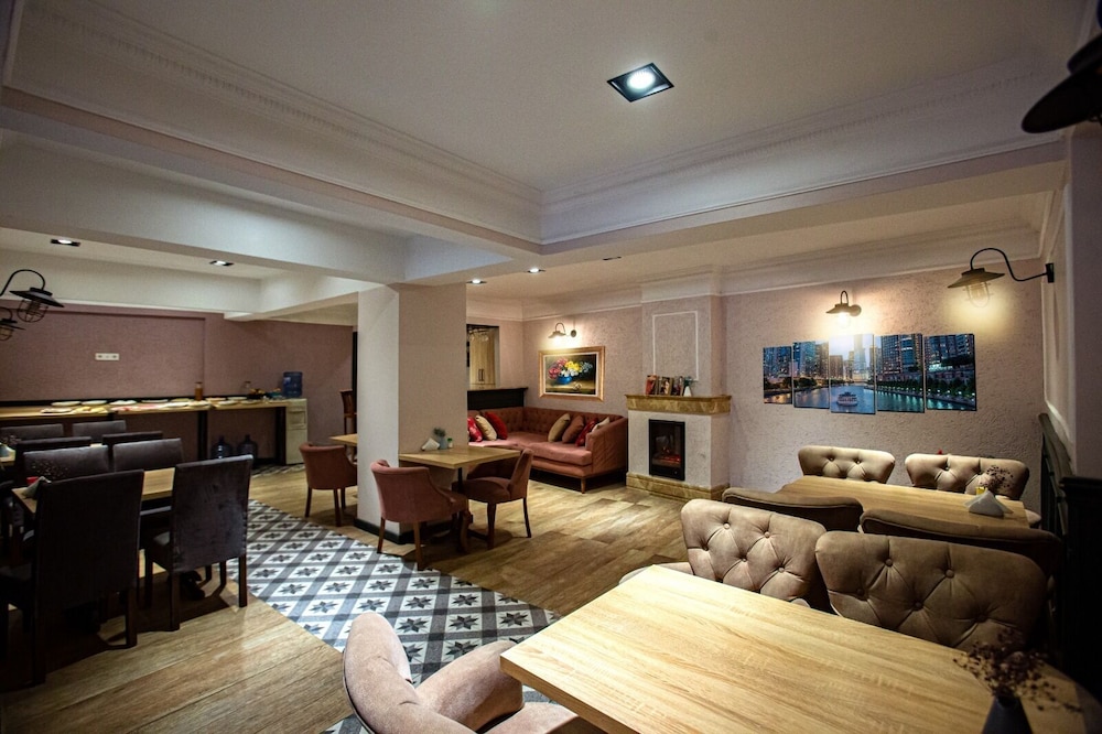 COMFORT HOTEL TAKSIM 32/49