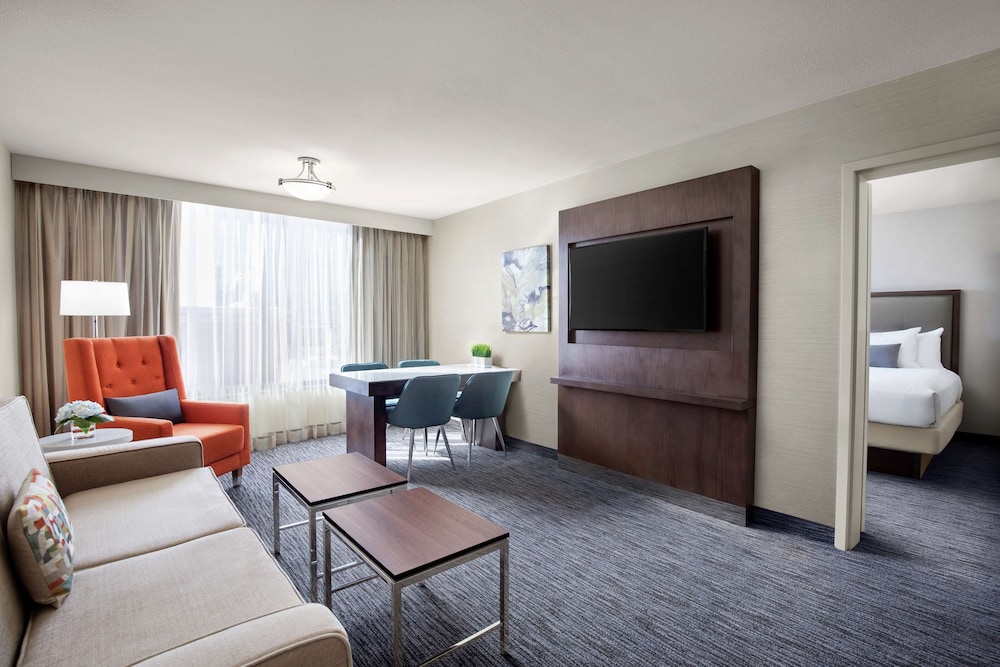 Embassy Suites Fort Worth Downtown 29/54