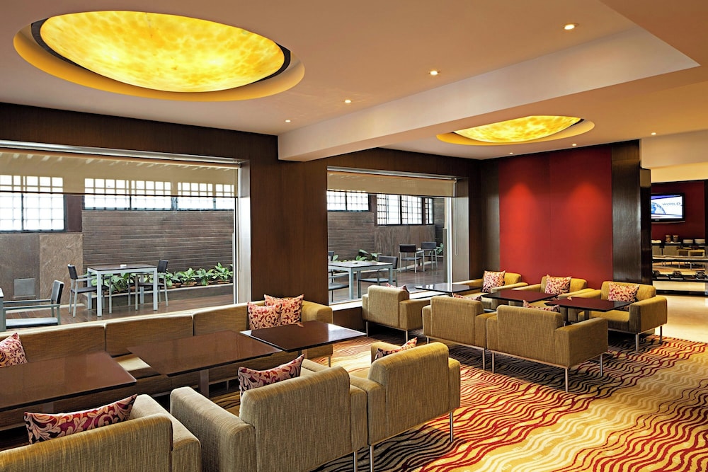 Courtyard By Marriott Mumbai International Airport 32/50