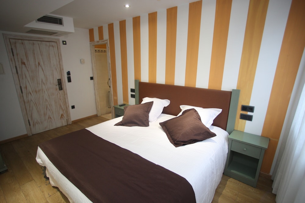 Hotel Castilla 7/38