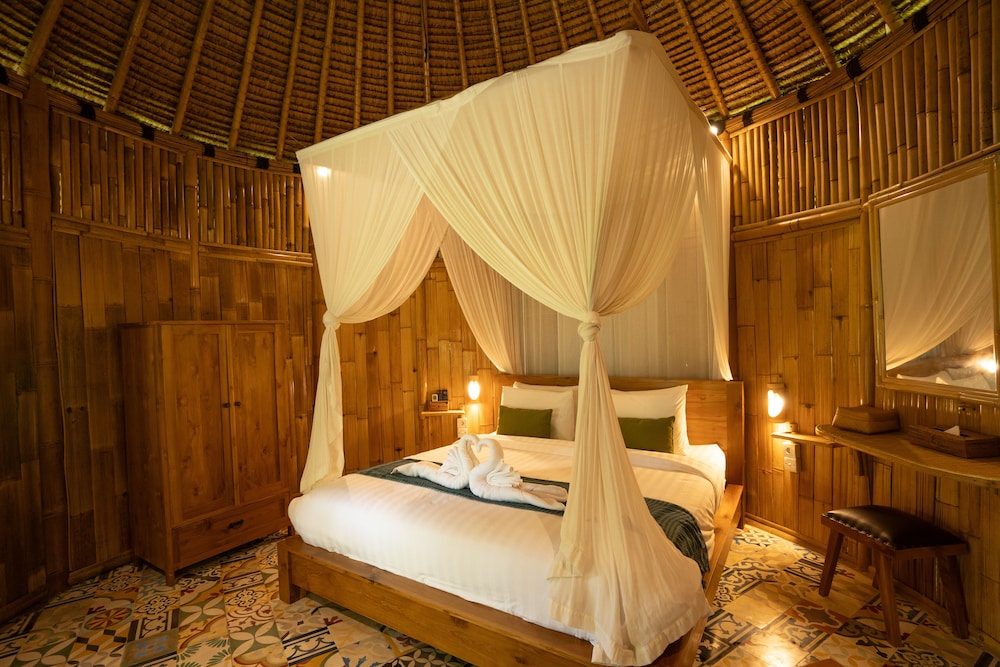 Ubud Art Resort (ex Uma D Mas Villa) 16/48