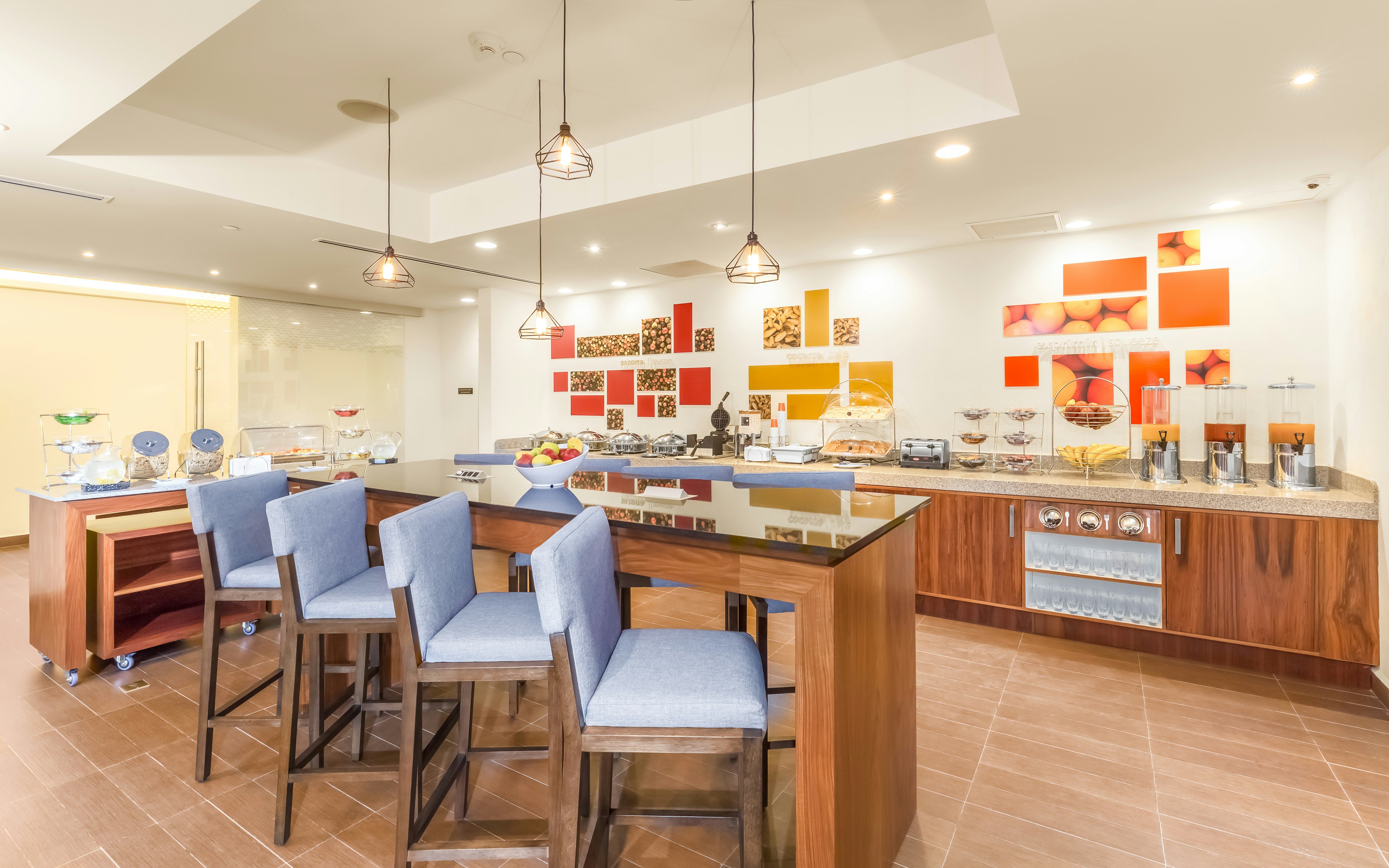 Hampton Inn and Suites by Hilton Los Cabos 35/55