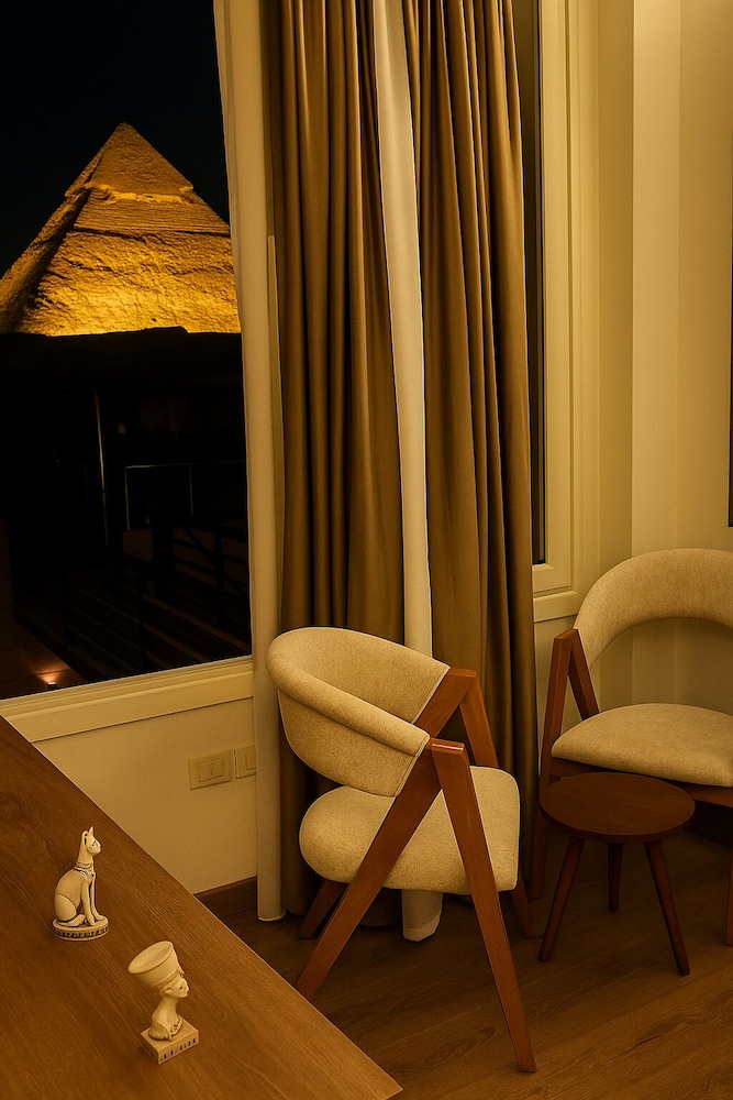 Nefri Pyramids Hotel 30/50
