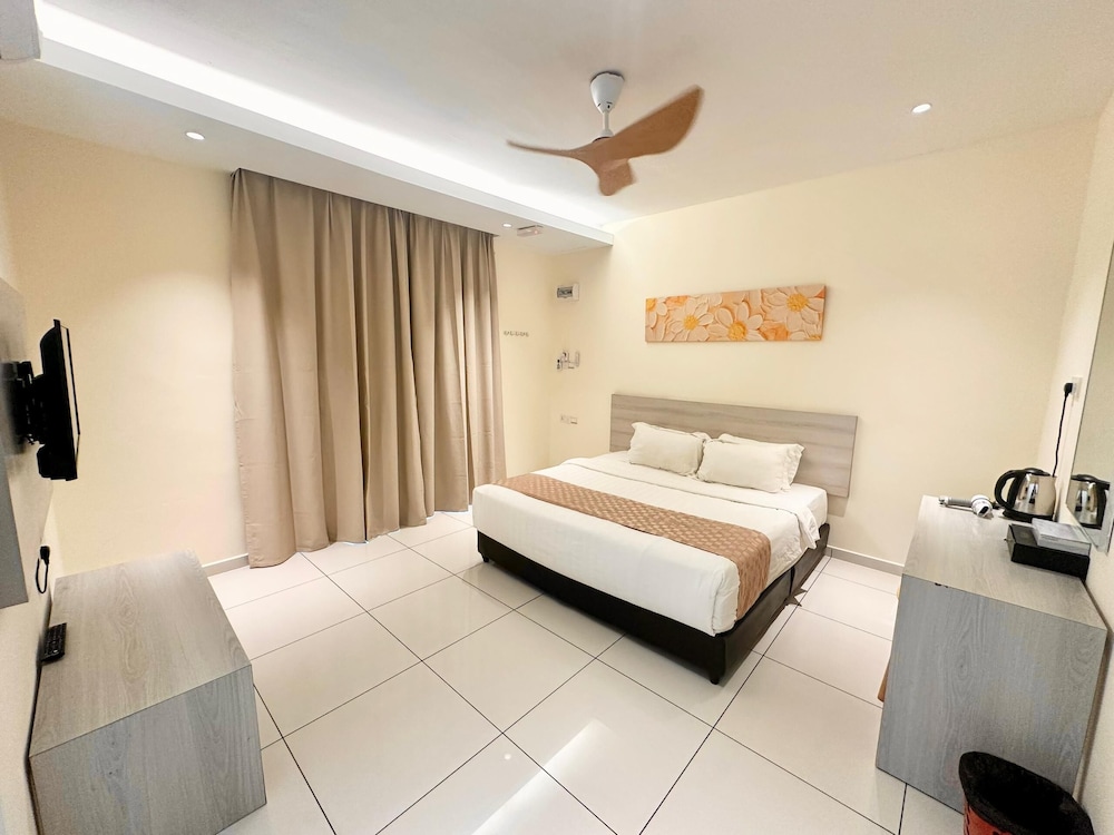 Bungalow, King Bed