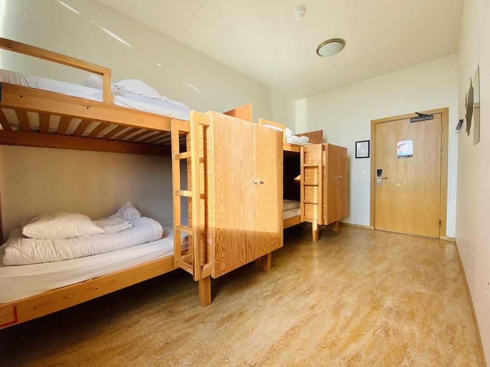 Bus Hostel Reykjavik 3/43