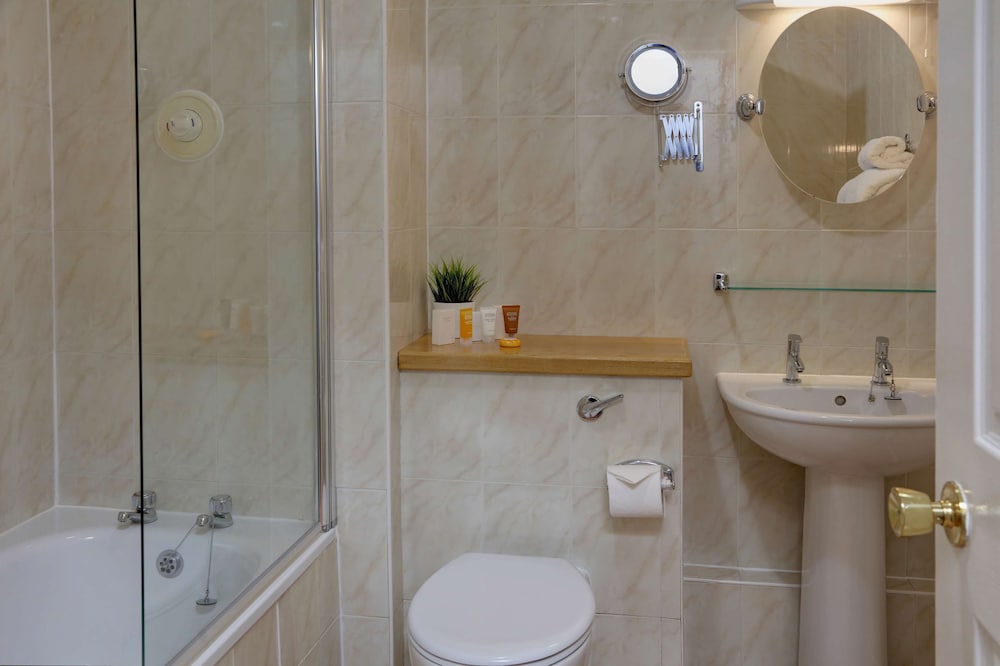 Best Western Plus Kenwick Park Hotel 15/48
