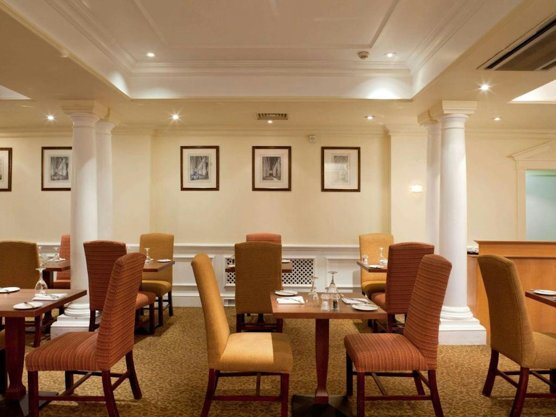 Winchester Wessex Hotel by Sunday 57/70