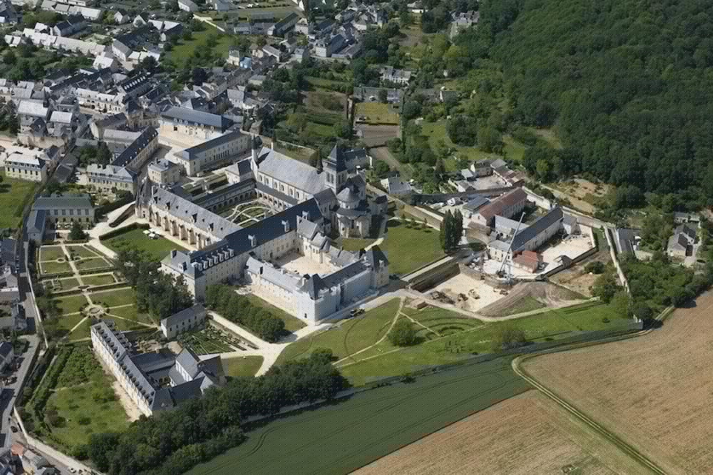 Fontevraud L Ermitage 56/59