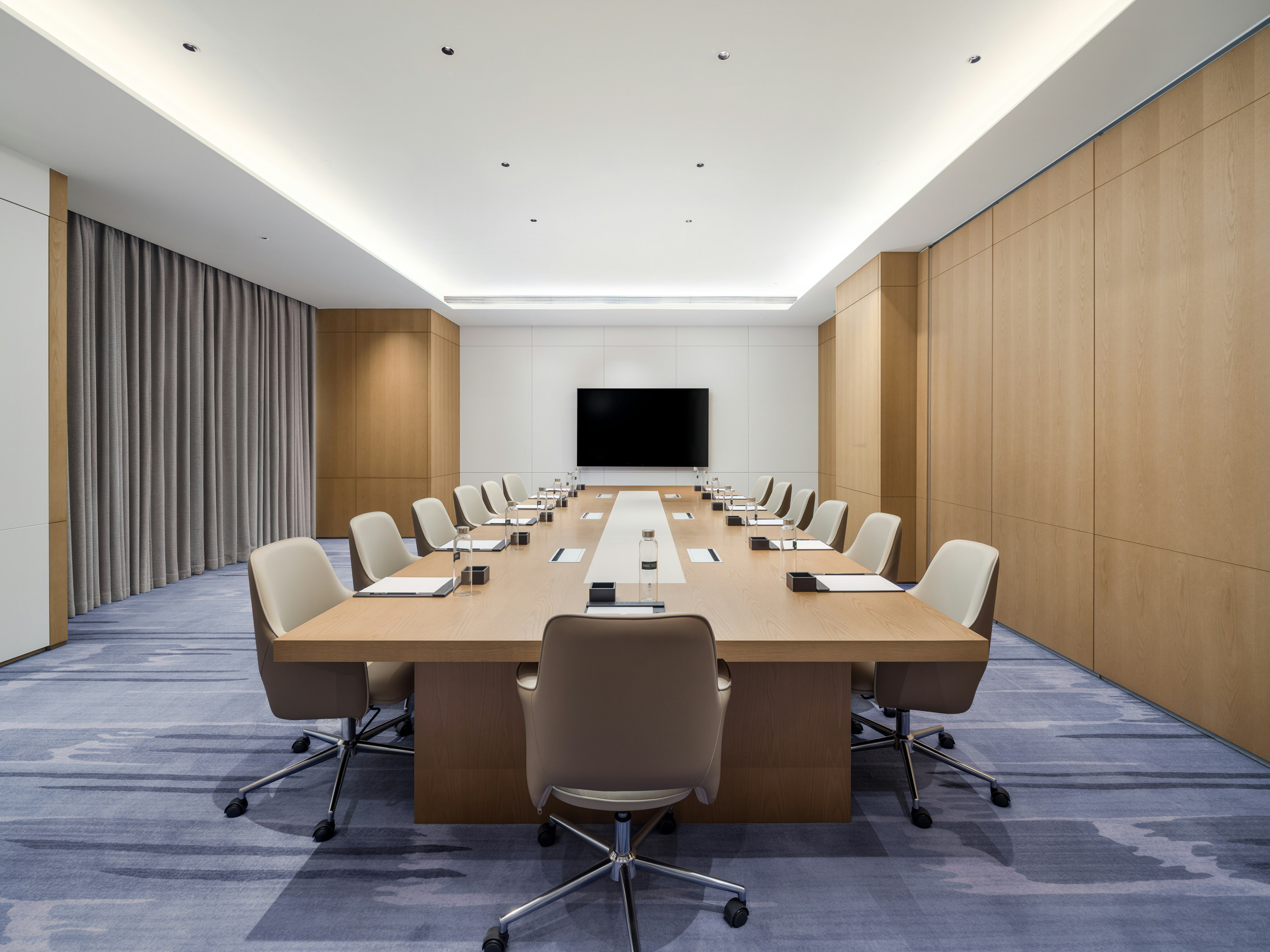 Canton Hotel Guangzhou, Tapestry Collection by Hilton 36/50